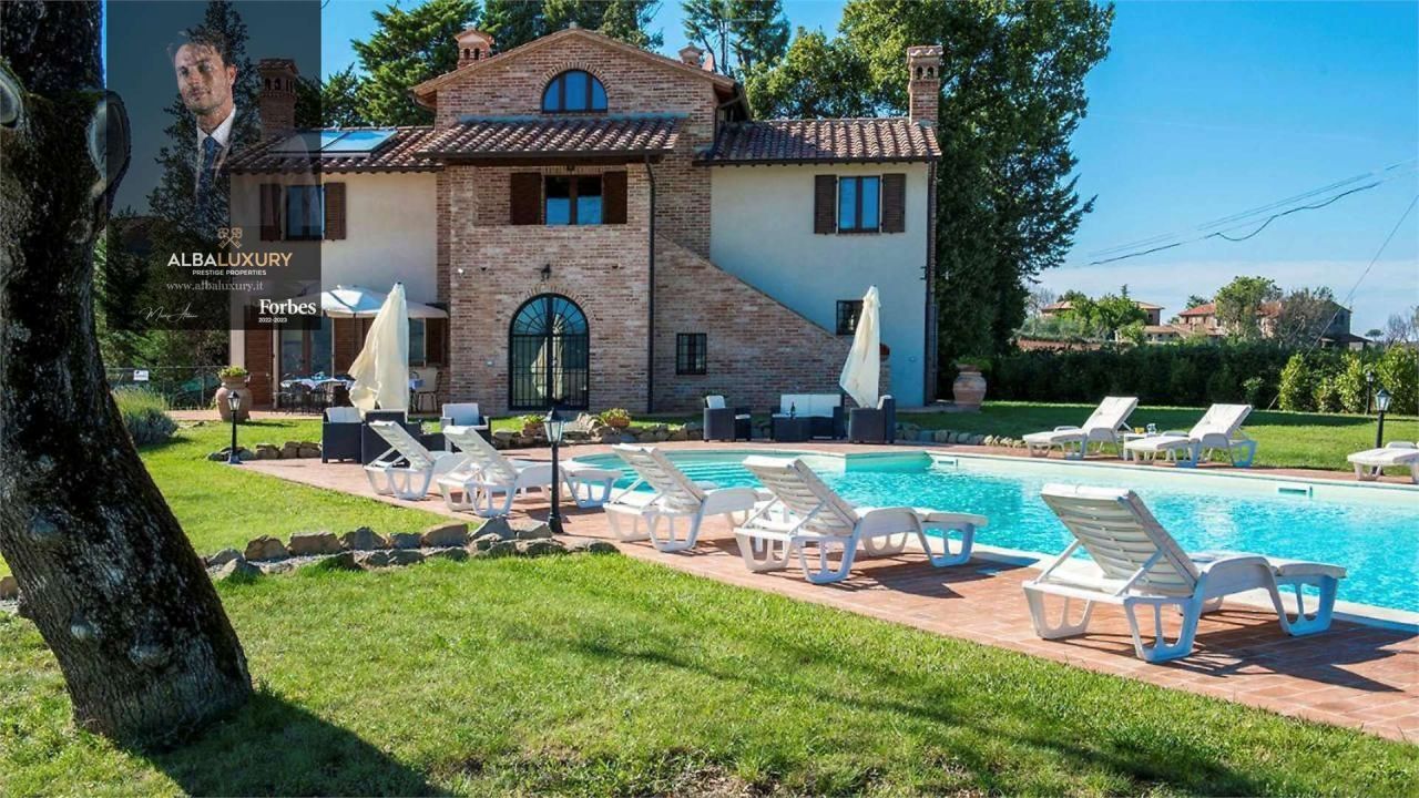 Вилла в Кастильоне-дель-Лаго, Италия, 700 м² - фото 1