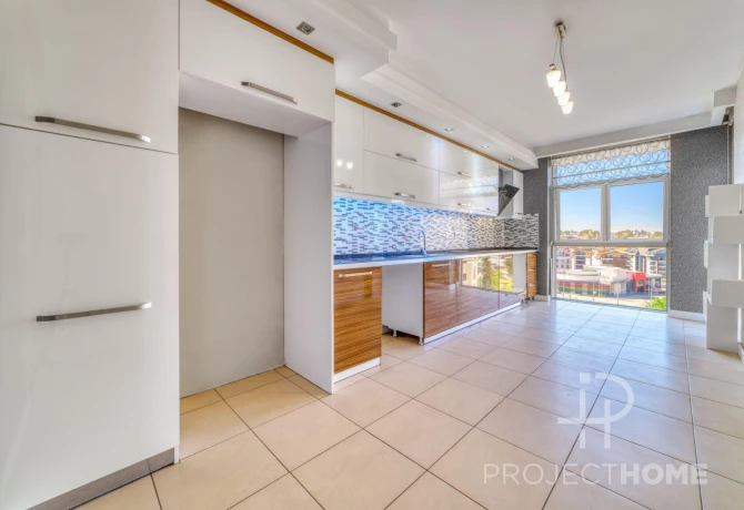 Квартира в Алании, Турция, 165 м² - фото 1