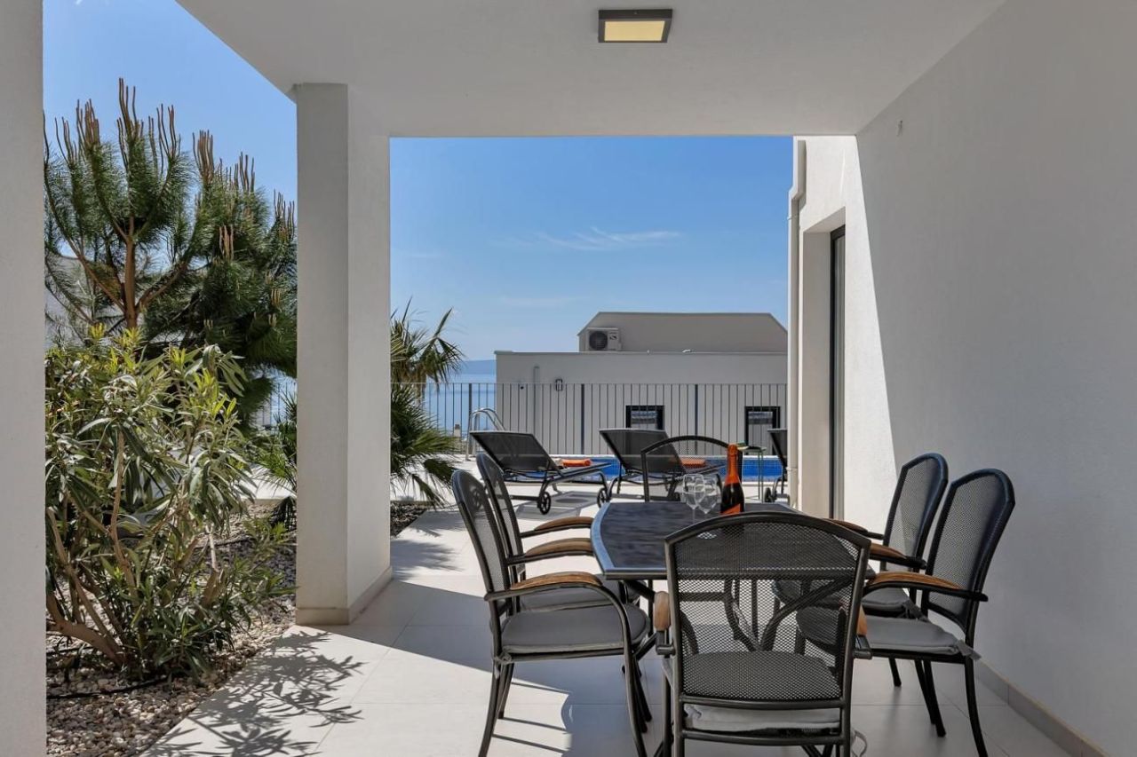 Вилла в Макарске, Хорватия, 220 м² - фото 15