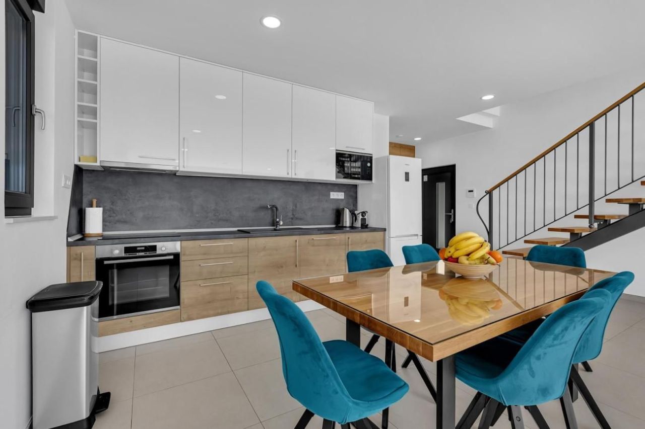 Вилла в Макарске, Хорватия, 220 м² - фото 19