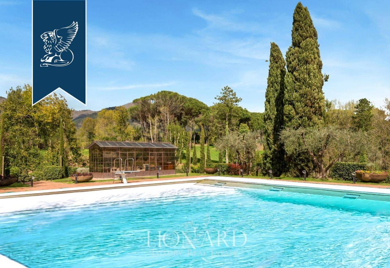 Вилла в Капаннори, Италия, 1 800 м² - фото 6