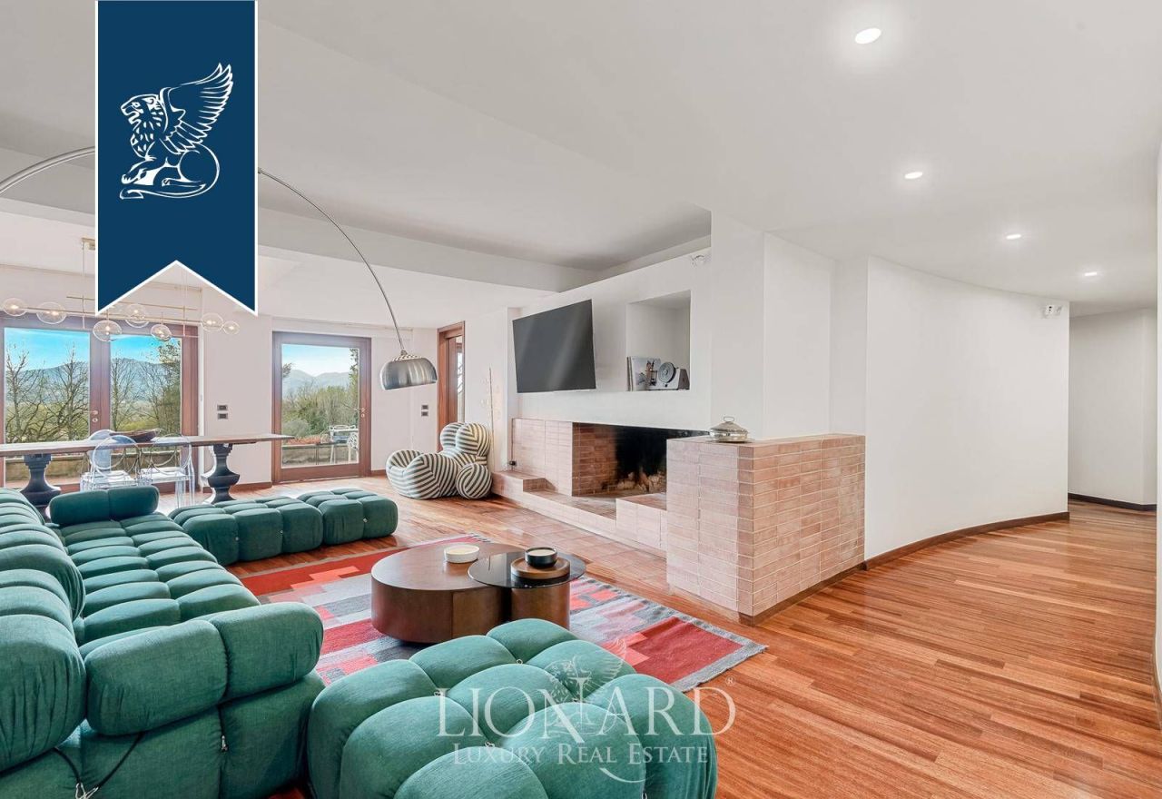 Вилла в Капаннори, Италия, 1 800 м² - фото 9