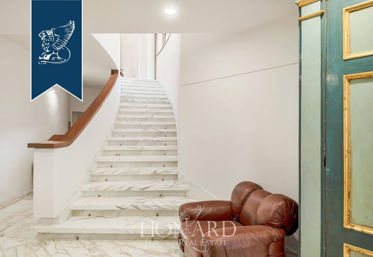 Вилла в Капаннори, Италия, 1 800 м² - фото 12