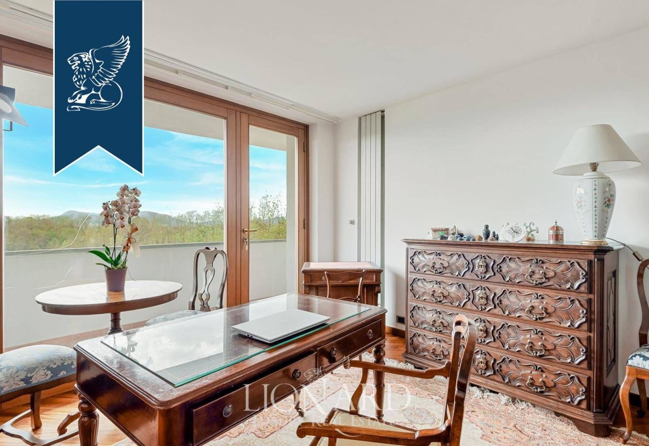 Вилла в Капаннори, Италия, 1 800 м² - фото 18