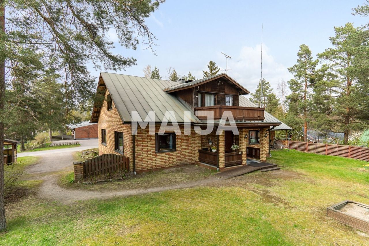 Дом в Кераве, Финляндия, 185 м² - фото 1