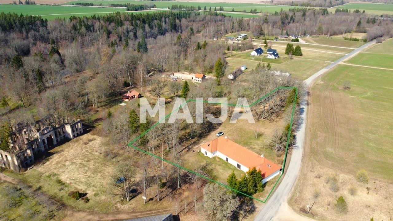 Дом Pada küla, Эстония, 390.3 м² - фото 1