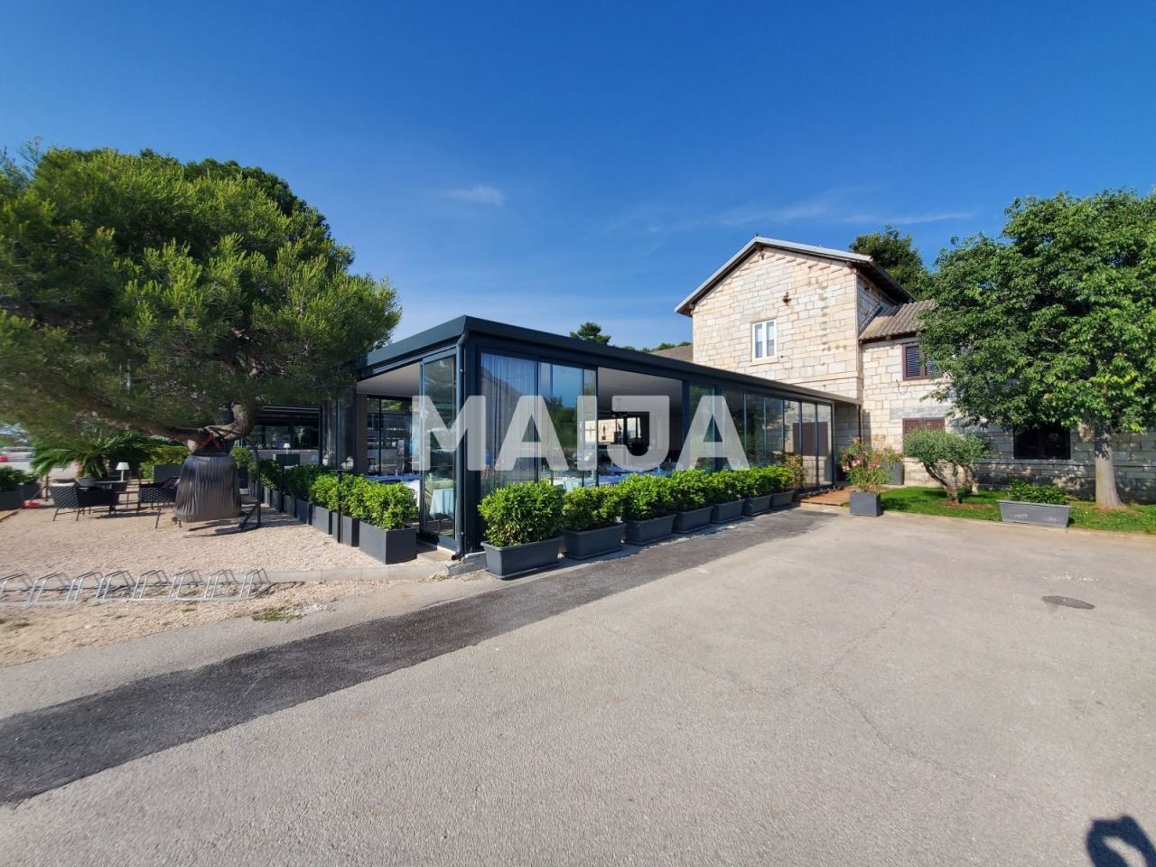 Отель, гостиница в Ровини, Хорватия, 618 м² - фото 1