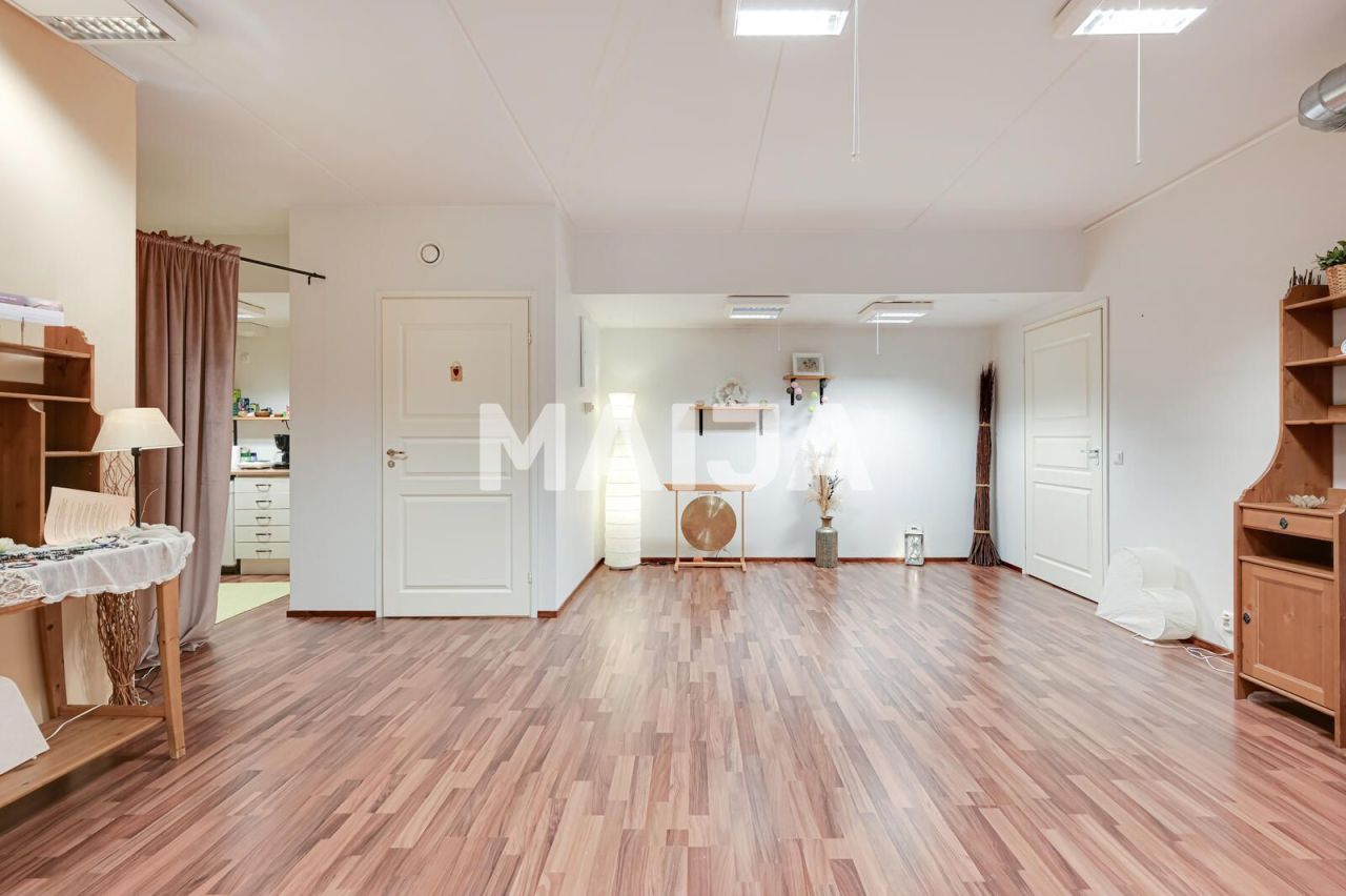 Кафе, ресторан в Ярвенпяа, Финляндия, 64 м² - фото 4