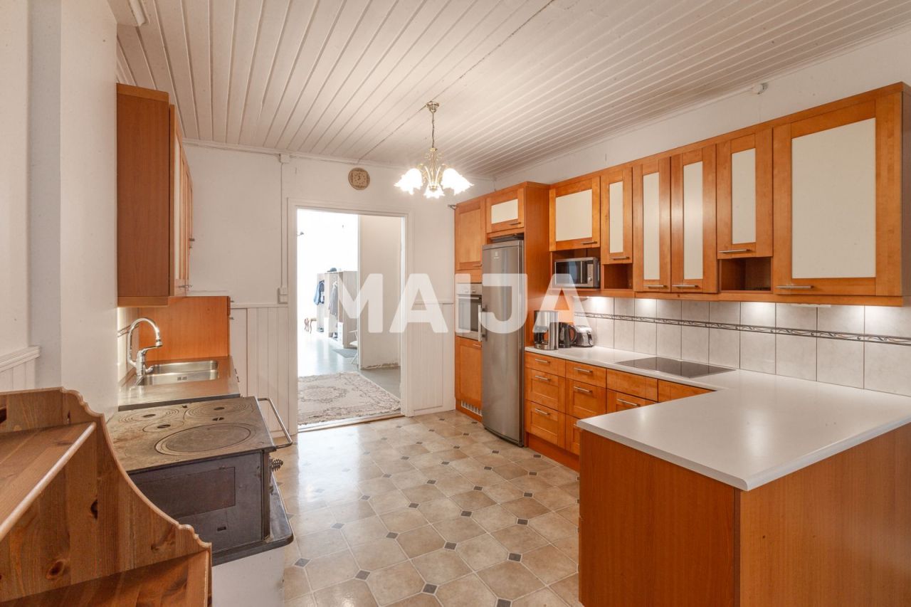 Дом в Котке, Финляндия, 371 м² - фото 10