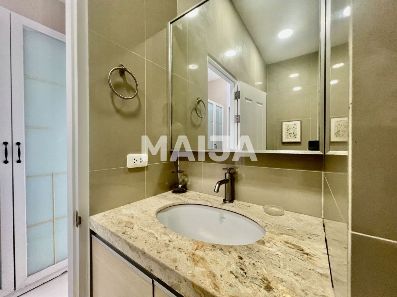 Вилла в Паттайе, Таиланд, 250 м² - фото 15