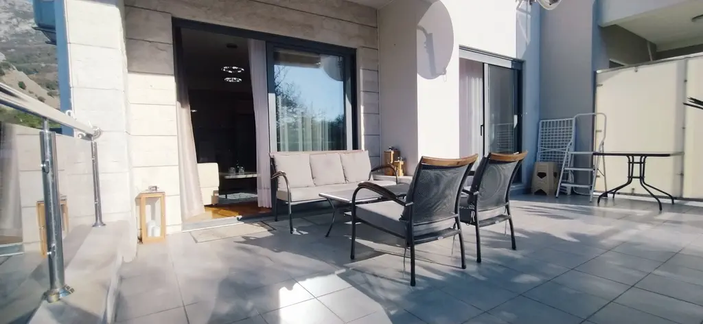 Квартира в Бечичи, Черногория, 76 м² - фото 4