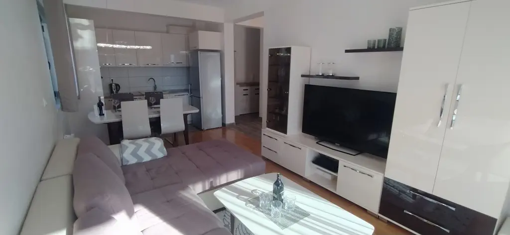 Квартира в Бечичи, Черногория, 76 м² - фото 11