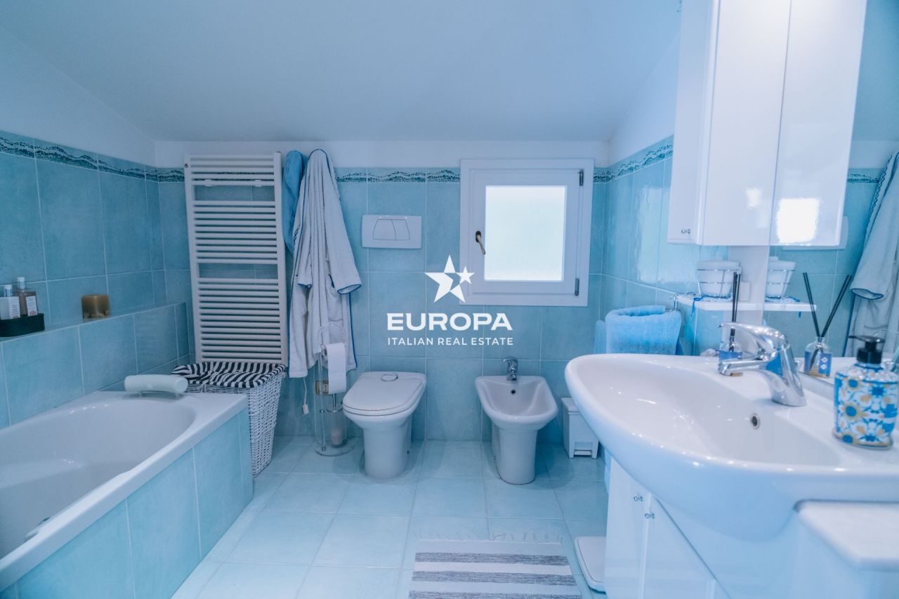 Пентхаус в Оспедалетти, Италия, 148 м² - фото 10