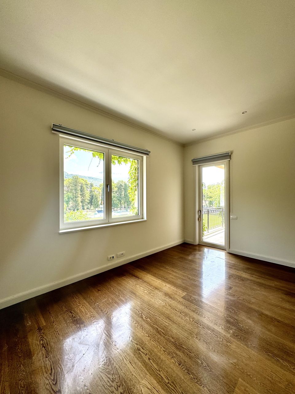 Квартира в Тивате, Черногория, 223 м² - фото 9