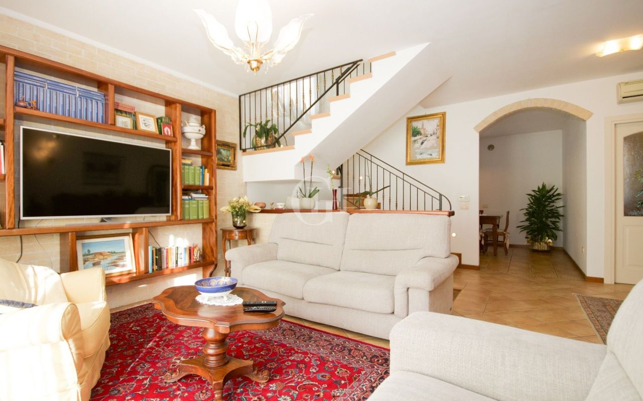 Вилла в Лидо ди Езоло, Италия, 158 м² - фото 6