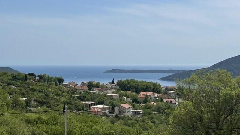 Земля в Херцег-Нови, Черногория, 1 197 м² - фото 1