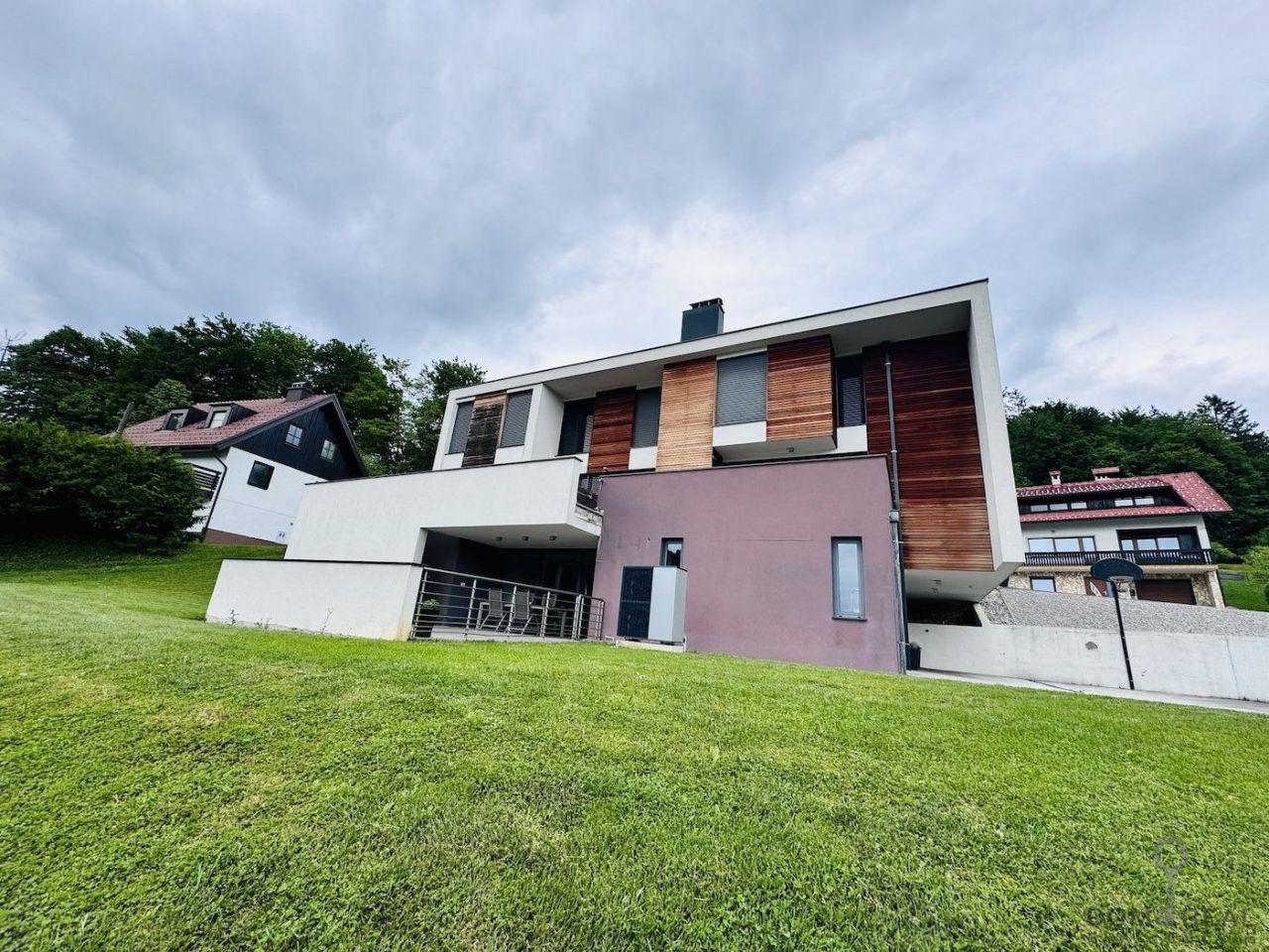 Дом в Требне, Словения, 512 м² - фото 2