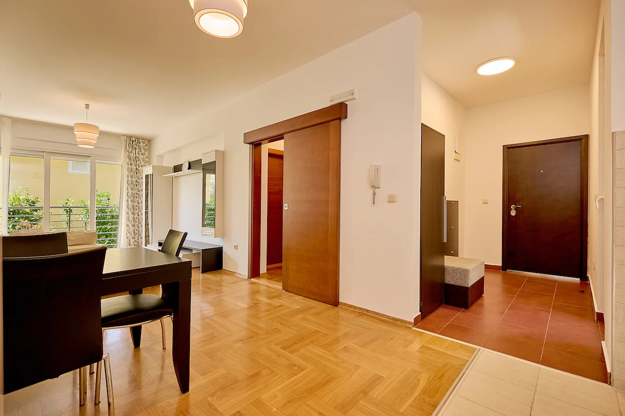 Квартира в Бечичи, Черногория, 68 м² - фото 1