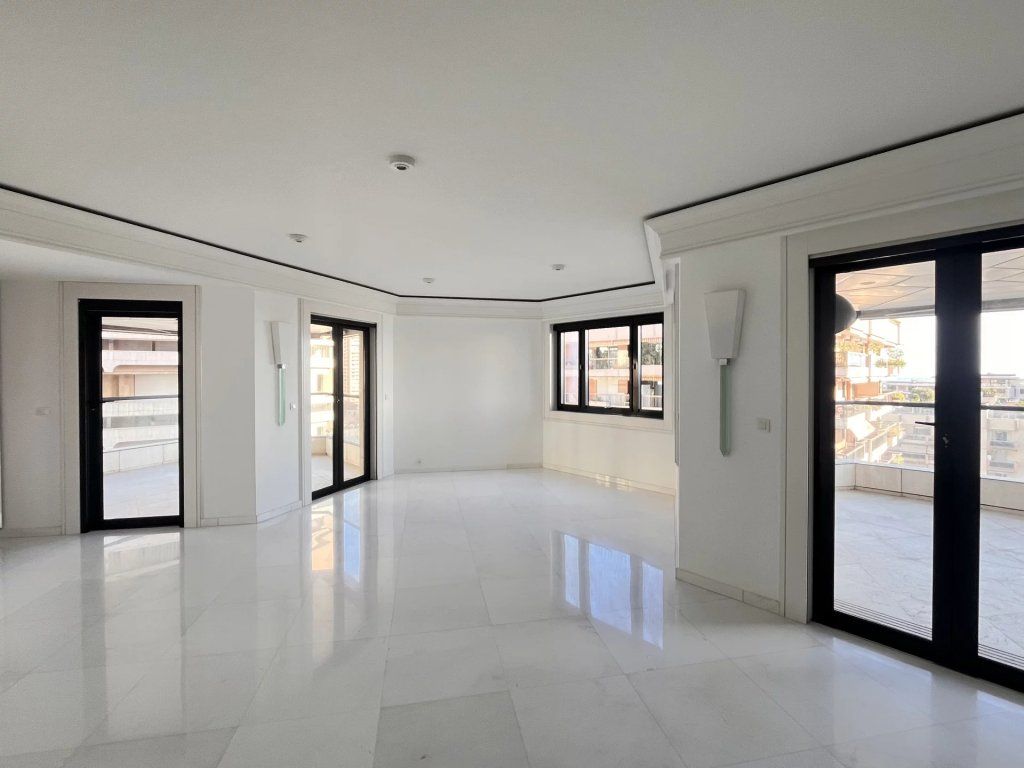 Апартаменты в Монако, Монако, 256 м² - фото 1