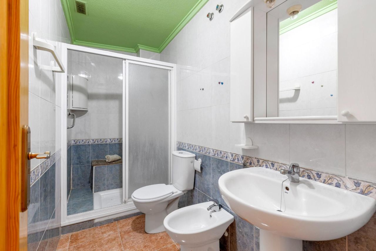 Квартира в Торревьехе, Испания, 69 м² - фото 9