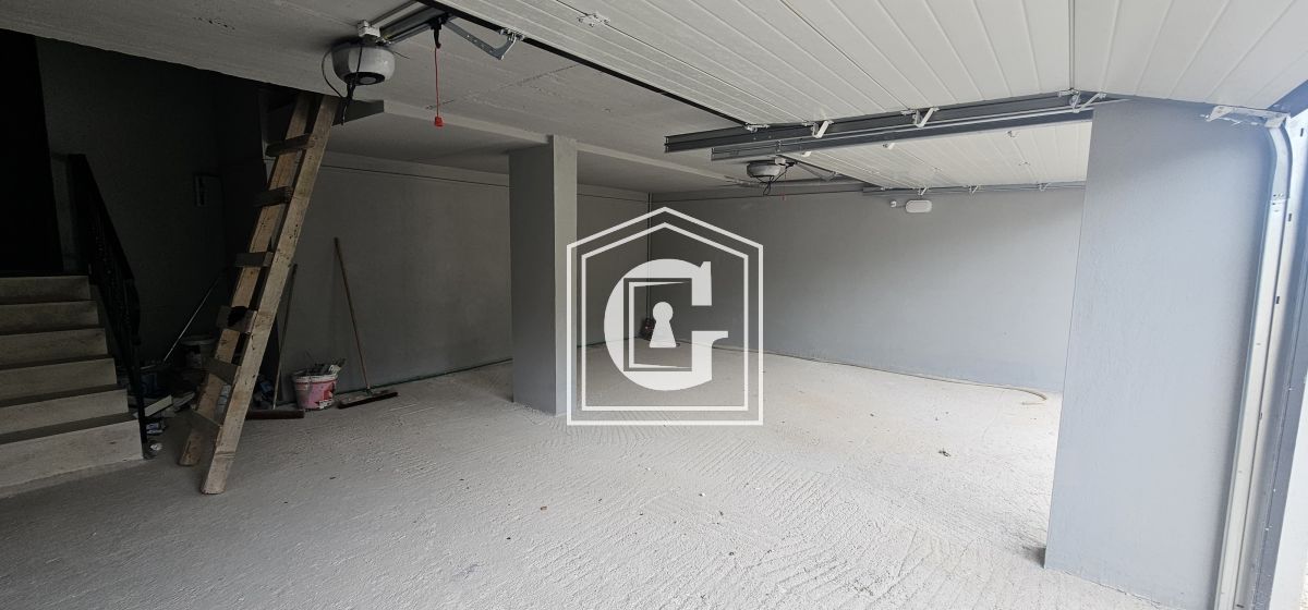 Вилла в Святом Стефане, Черногория, 425 м² - фото 5