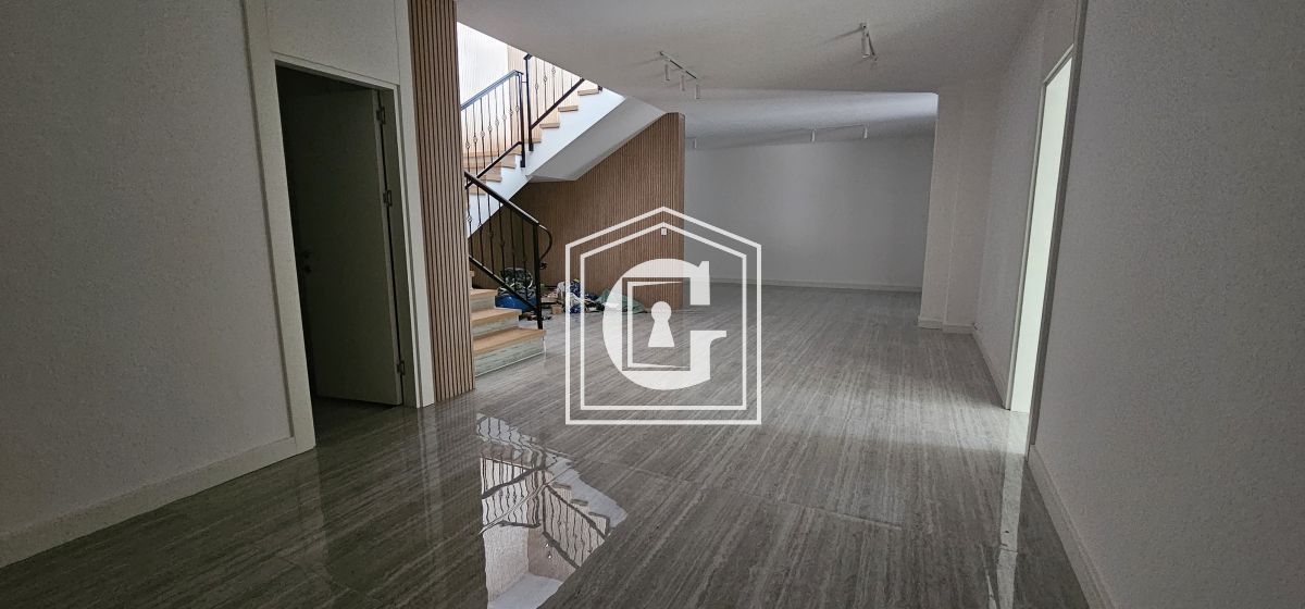 Вилла в Святом Стефане, Черногория, 425 м² - фото 9