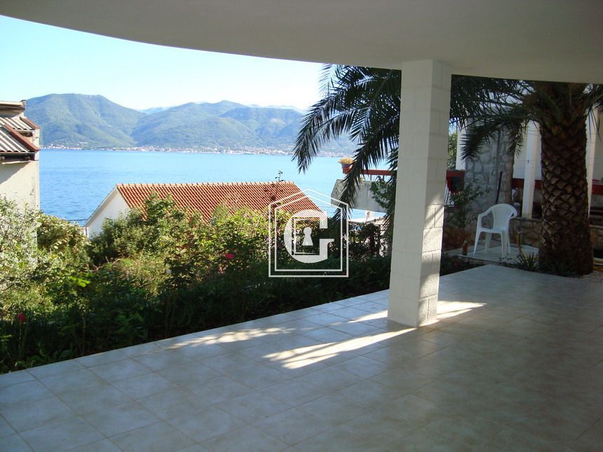 Вилла в Крашичах, Черногория, 186 м² - фото 11