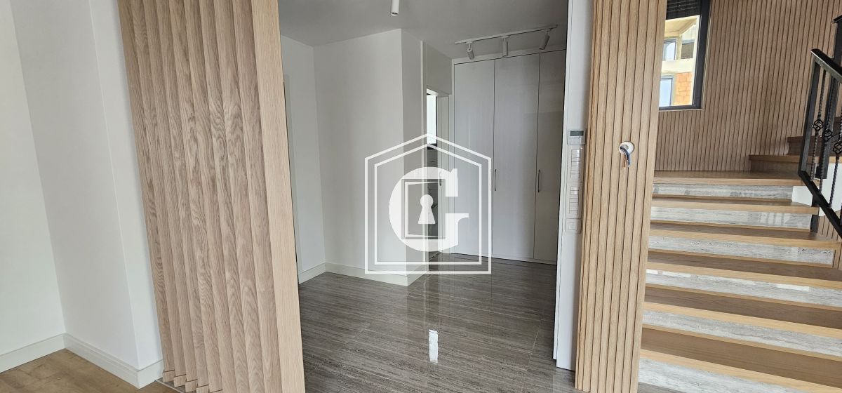 Вилла в Святом Стефане, Черногория, 425 м² - фото 15