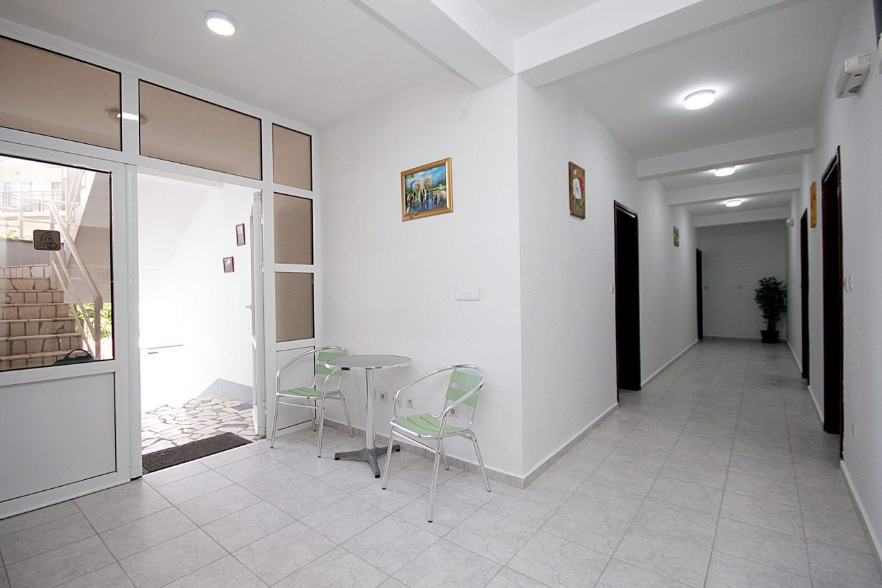 Отель, гостиница в Баре, Черногория, 552 м² - фото 3