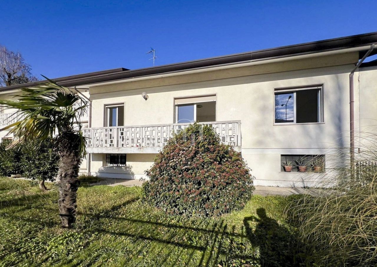 Апартаменты в Лидо ди Езоло, Италия, 140 м² - фото 2