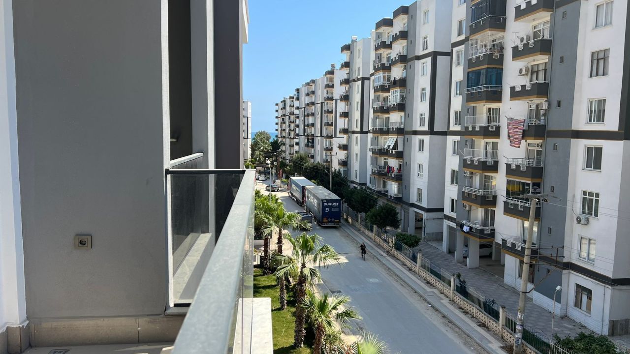 Квартира в Мерсине, Турция, 50 м² - фото 1