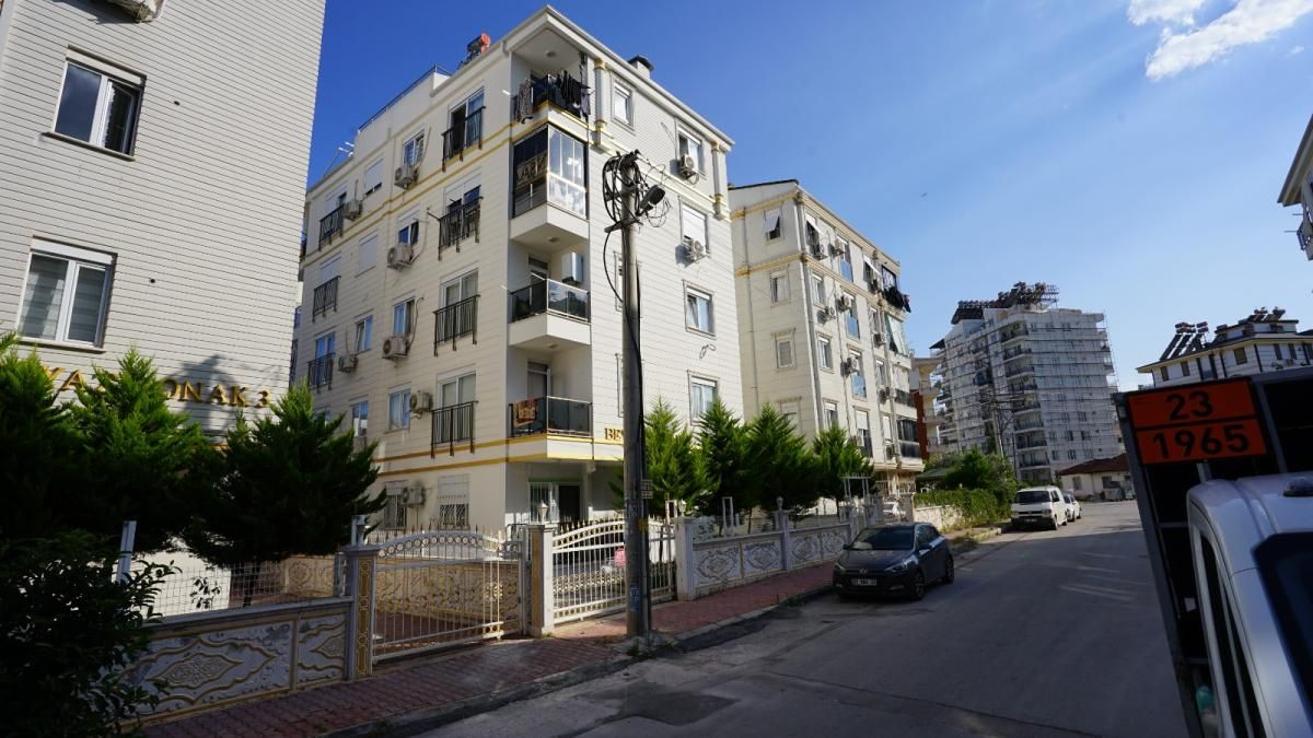 Квартира в Анталии, Турция, 90 м² - фото 1