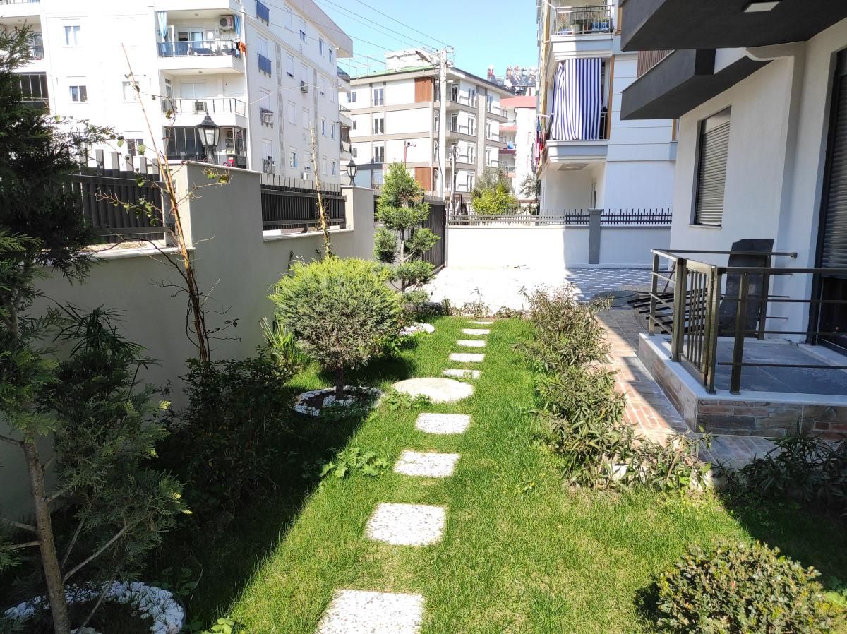 Квартира в Анталии, Турция, 50 м² - фото 16