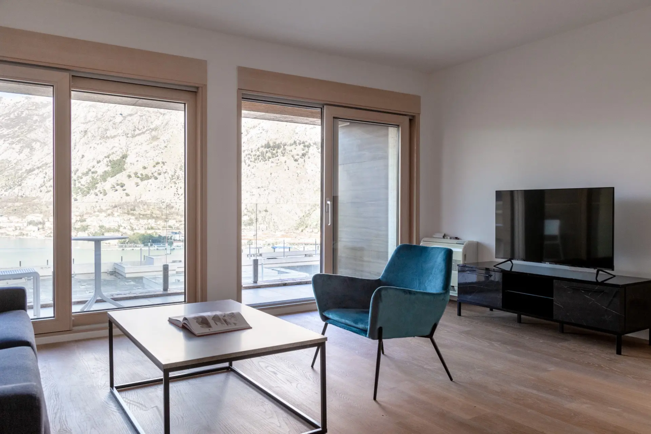 Квартира в Доброте, Черногория, 136 м² - фото 6