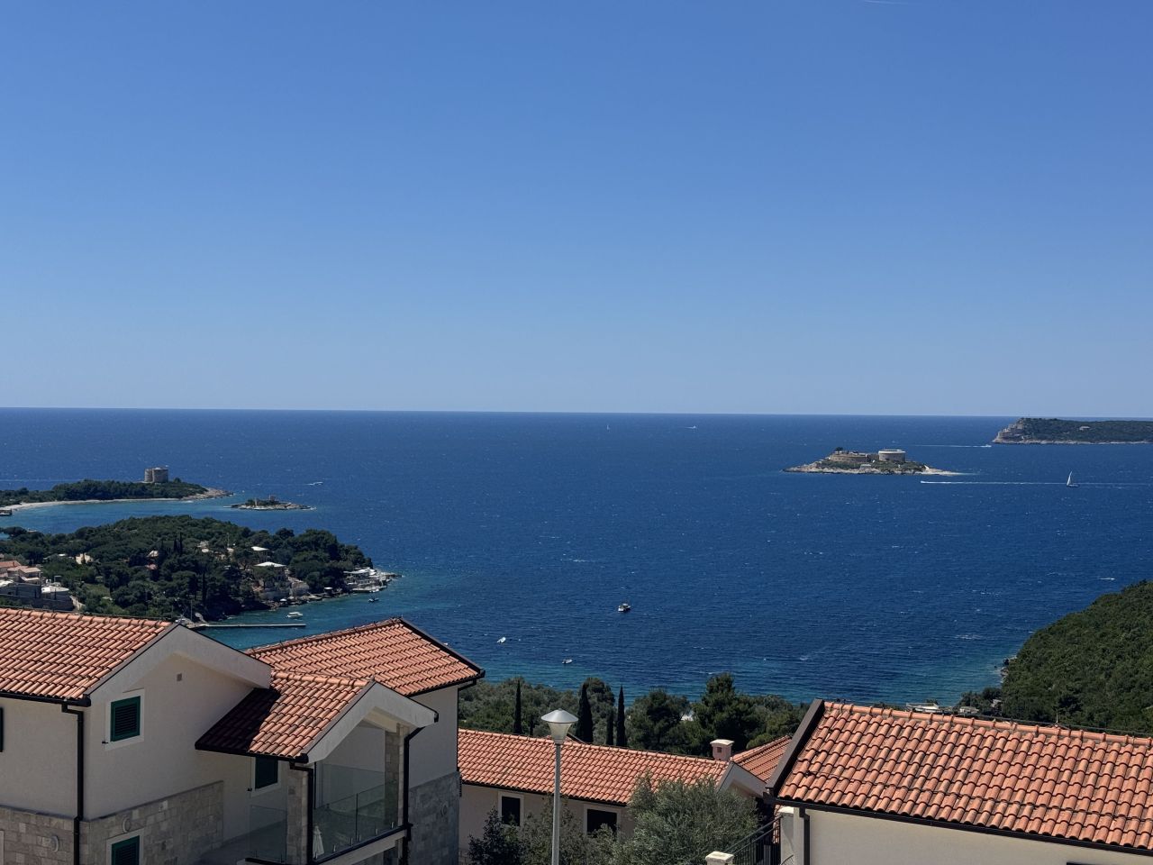 Дом в Херцег-Нови, Черногория, 228 м² - фото 12