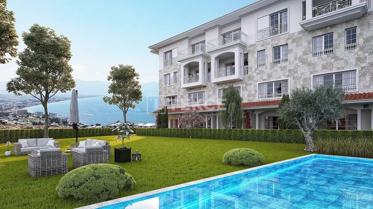 Апартаменты в Кушадасы, Турция, 101 м² - фото 1