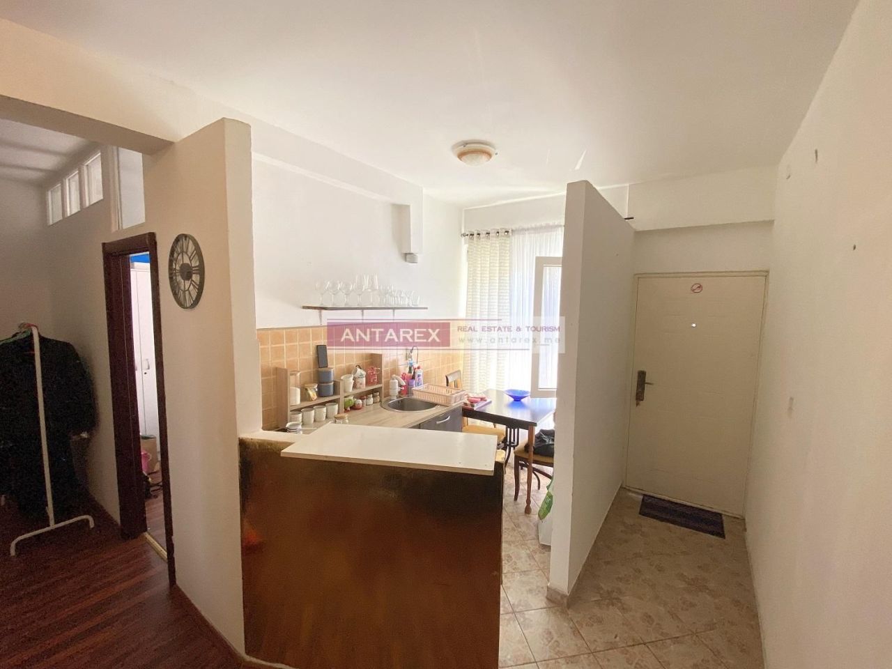 Апартаменты в Херцег-Нови, Черногория, 32 м² - фото 1