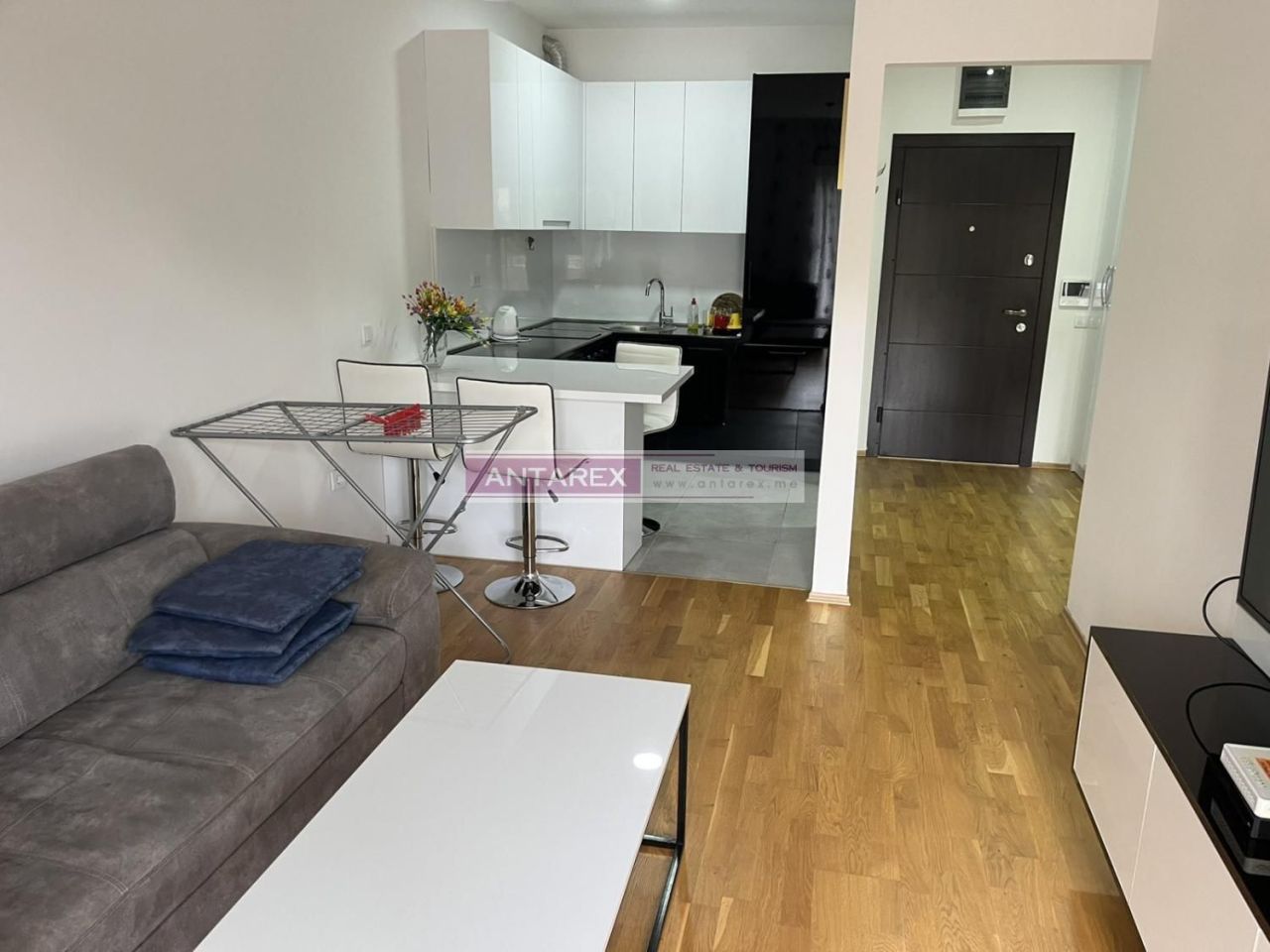 Апартаменты в Будве, Черногория, 49 м² - фото 2