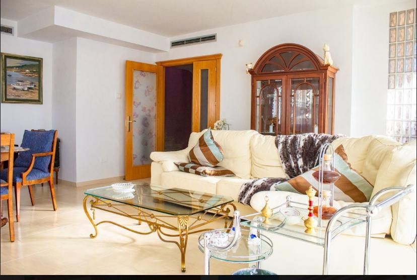 Шале в Камбрильсе, Испания, 242 м² - фото 3