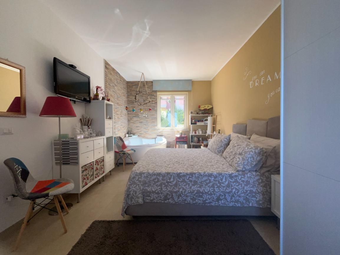 Квартира в Скалее, Италия, 64 м² - фото 13