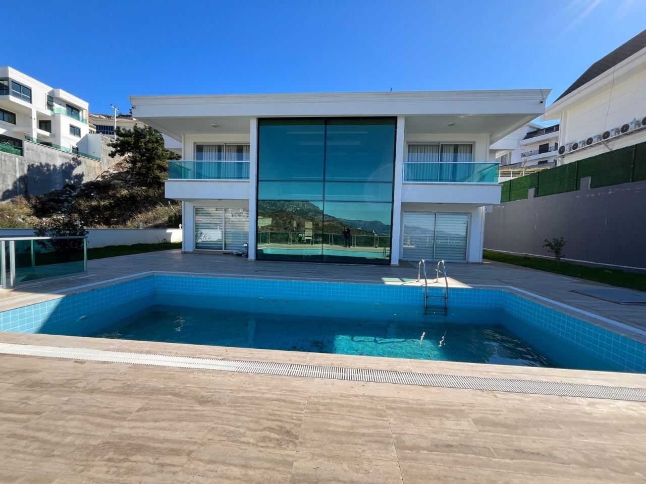 Вилла в Алании, Турция, 360 м² - фото 1