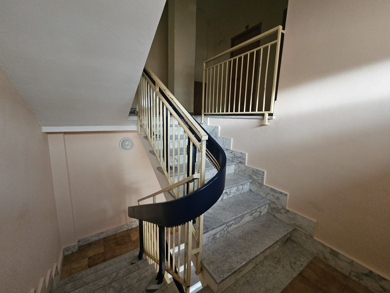 Квартира в Скалее, Италия, 70 м² - фото 2