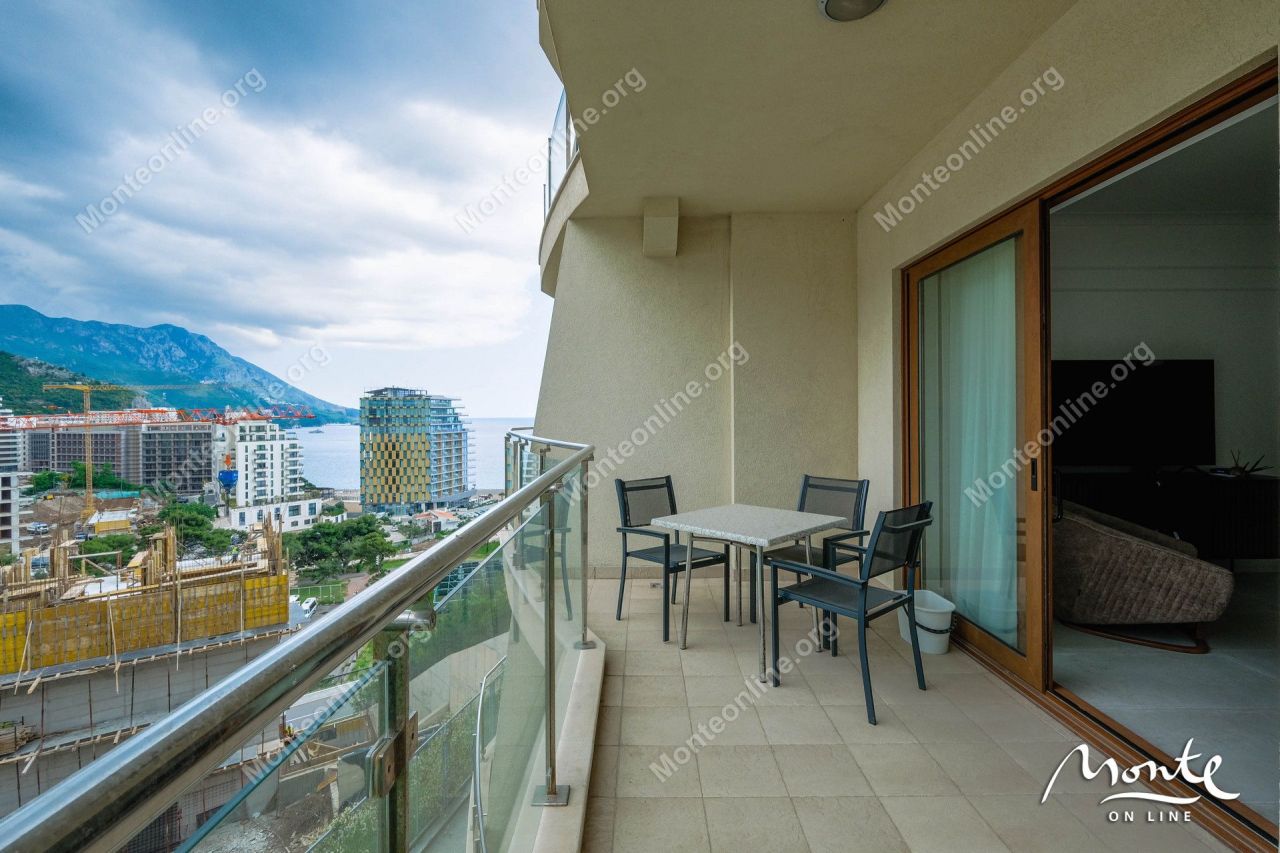 Квартира в Будве, Черногория, 87 м² - фото 1