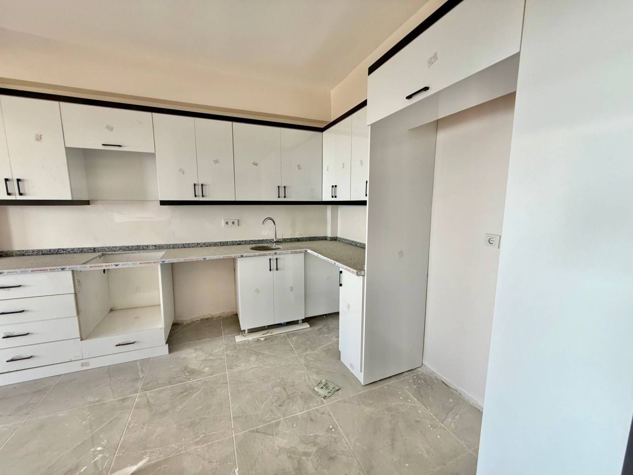 Квартира в Мерсине, Турция, 60 м² - фото 1