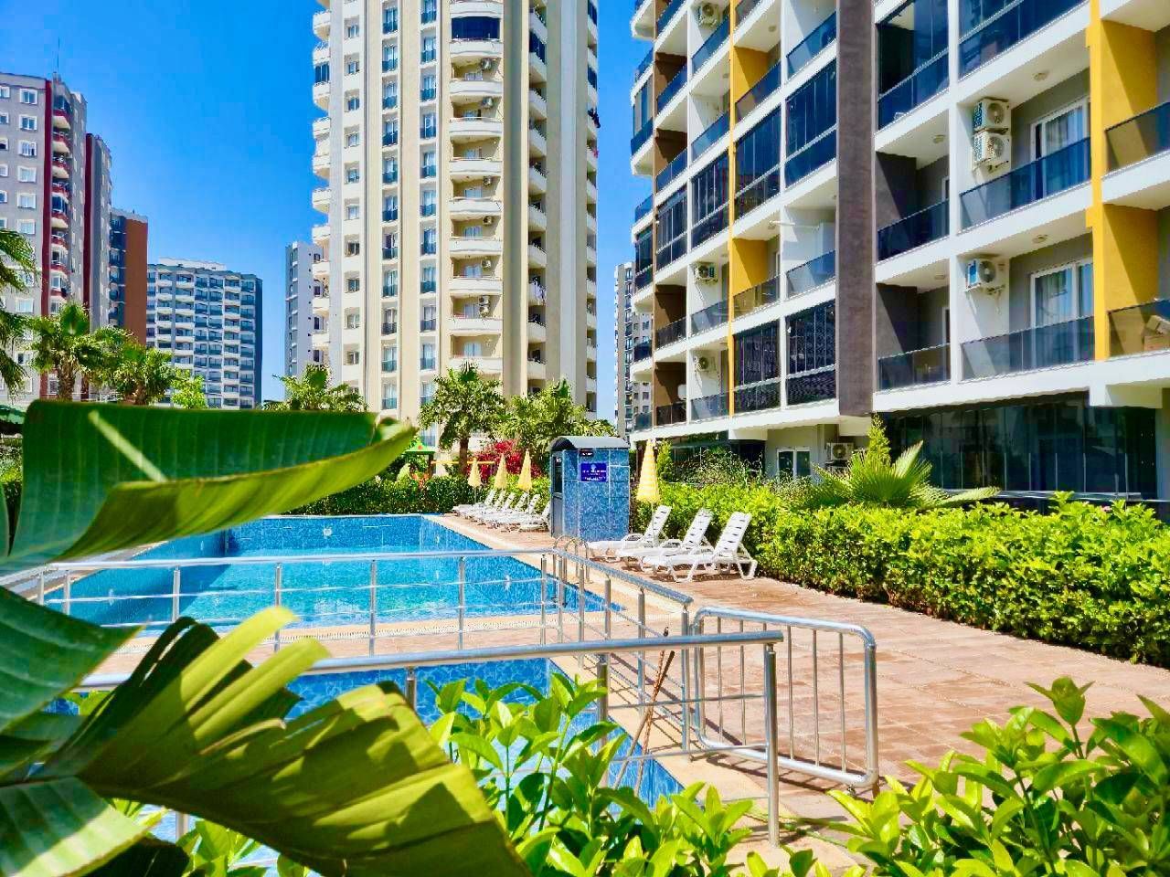 Квартира в Мерсине, Турция, 53 м² - фото 1