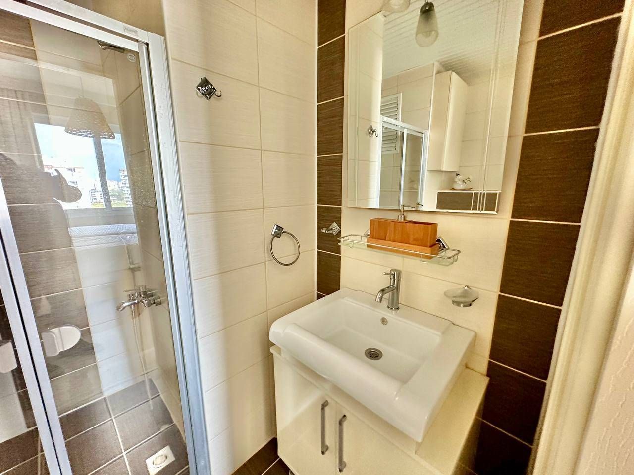 Квартира в Мерсине, Турция, 185 м² - фото 1