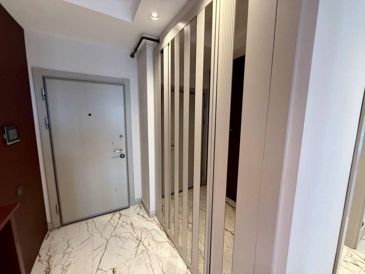 Квартира в Мерсине, Турция, 110 м² - фото 1