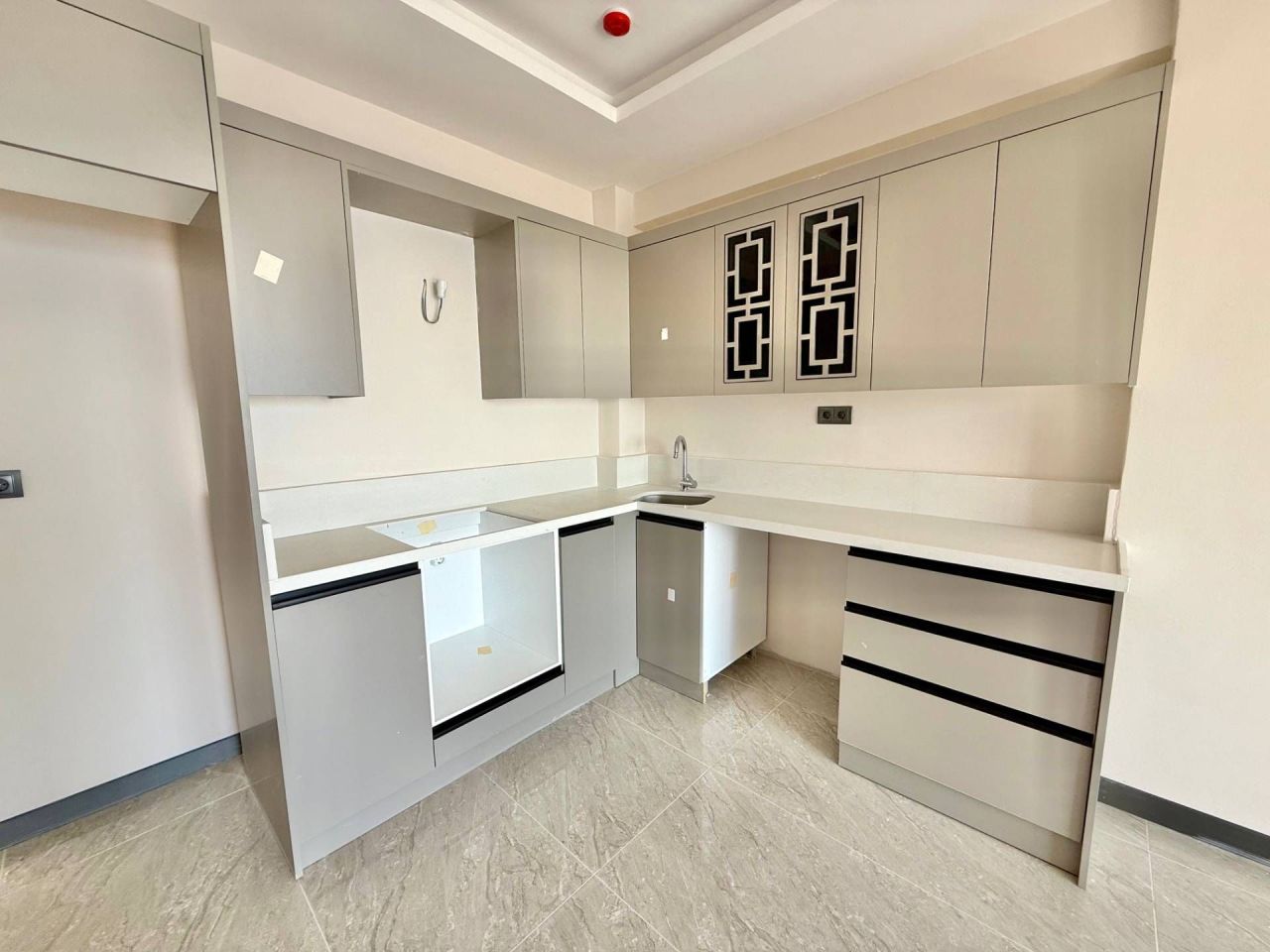Квартира в Мерсине, Турция, 70 м² - фото 1