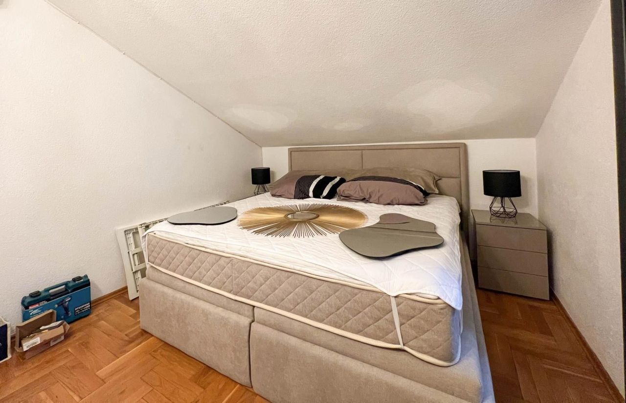 Квартира в Доброте, Черногория, 82 м² - фото 8