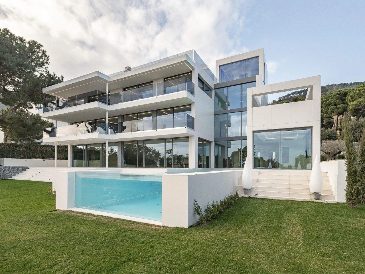 Дом в Барселоне, Испания, 1 216 м² - фото 4